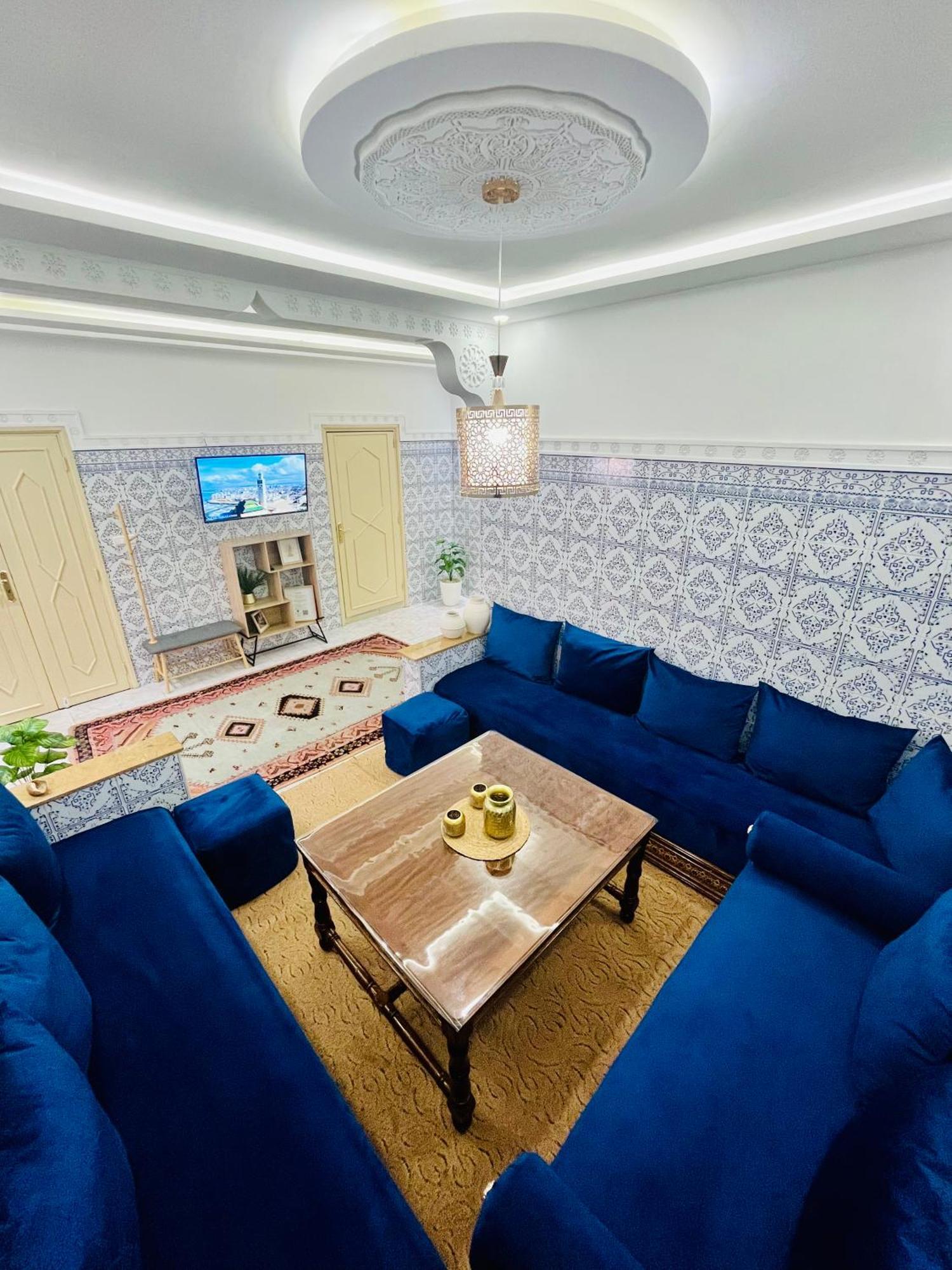 Apartment With Ac, Patio And Rooftop Appartement Climatise Avec Patio Et Toit Terrasse Marrakesch Exterior foto