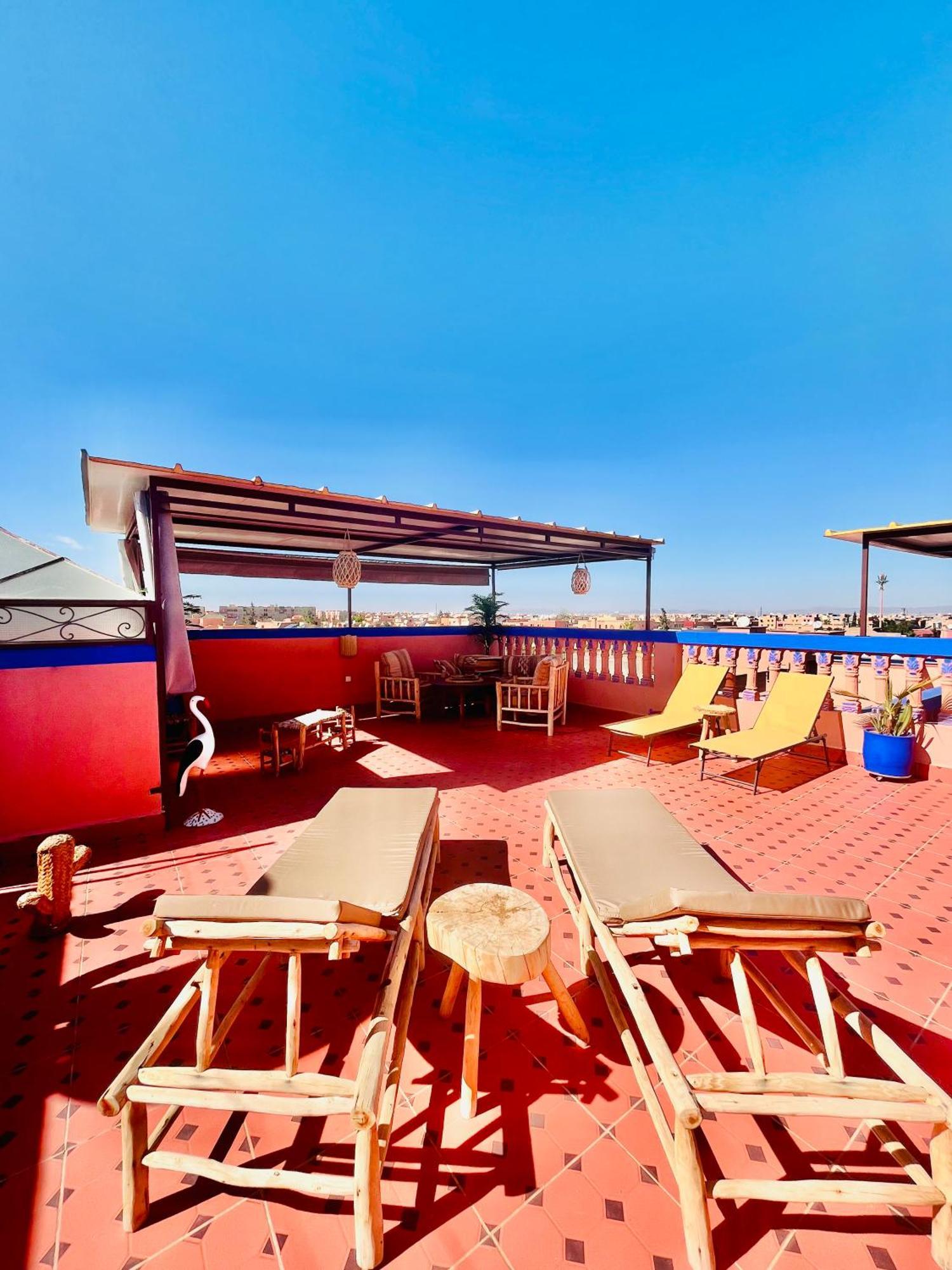 Apartment With Ac, Patio And Rooftop Appartement Climatise Avec Patio Et Toit Terrasse Marrakesch Exterior foto